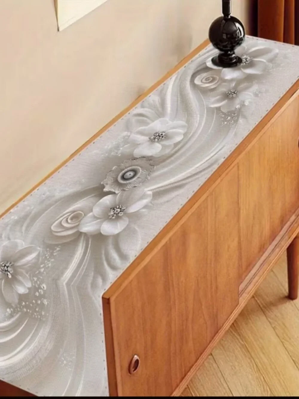 Elegant Ivory Floral Table Runner – Embossed Petal Design